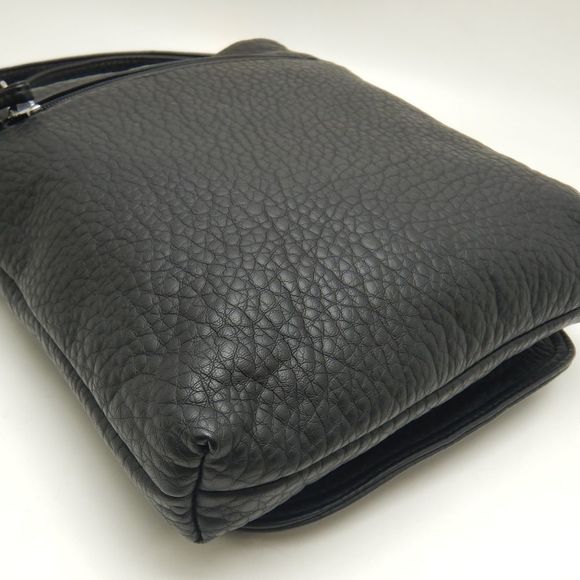 Guscio Shoulder Bag Synthetic Leather Black - Picture 5 of 8